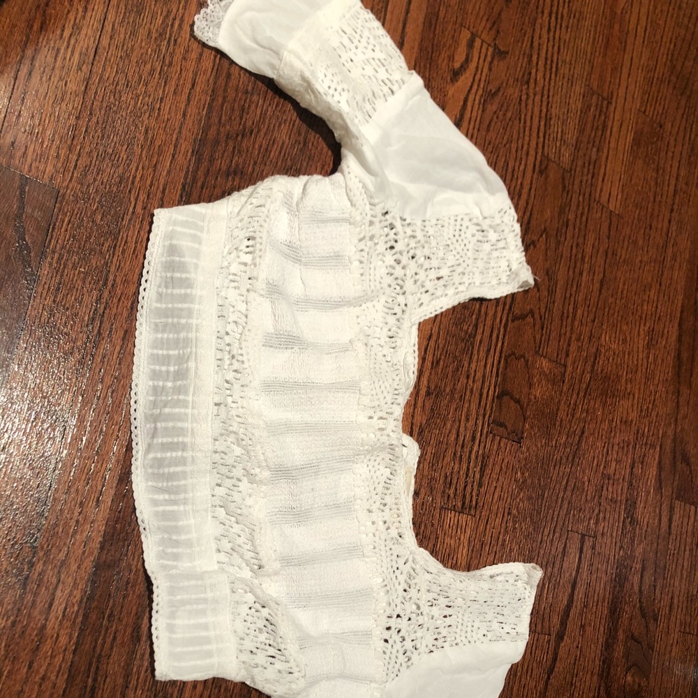 BRAND NEW WT Billabong macrame top